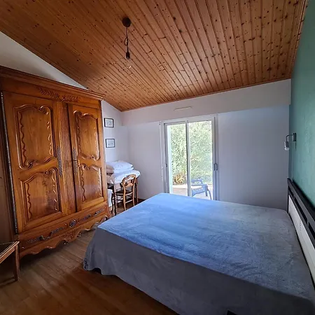 Grande Maison Pour 6 Personnes - 300m De La Barbâtre