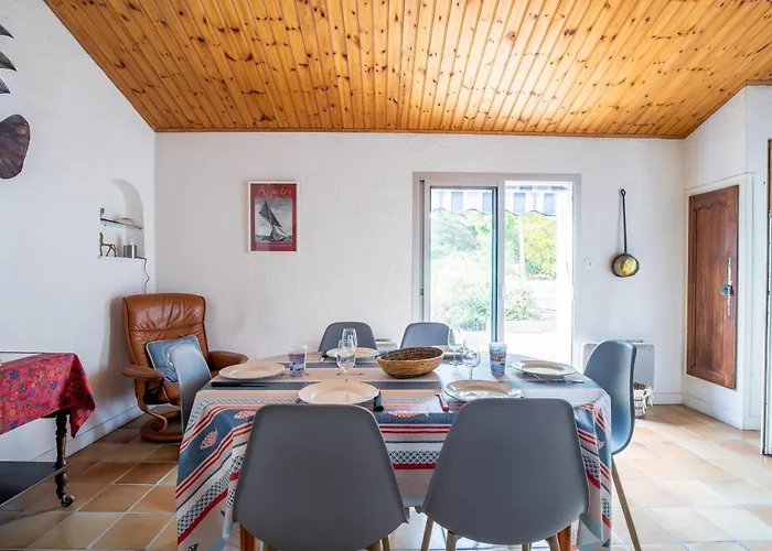 Grande Maison Pour 6 Personnes - 300m De La 펜션